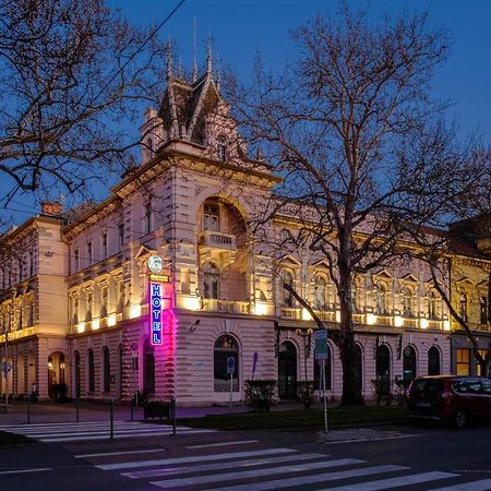 Tisza Hotel Szeged Extérieur photo